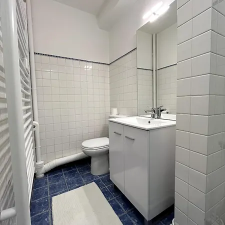 아파트 Bienvenue A L'oustalet Appt 7 *
